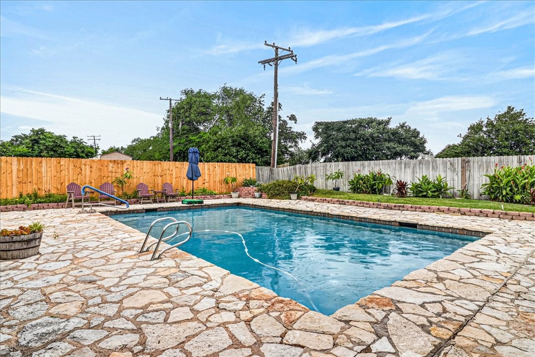 946 Carmel Parkway Corpus Christi TX 78411