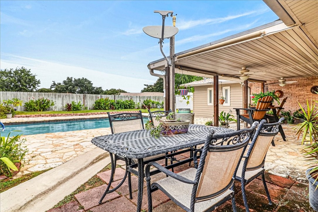 946 Carmel Parkway Corpus Christi TX 78411