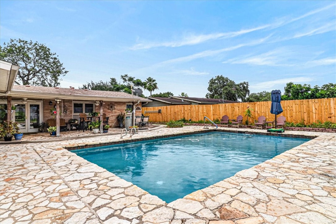 946 Carmel Parkway Corpus Christi TX 78411