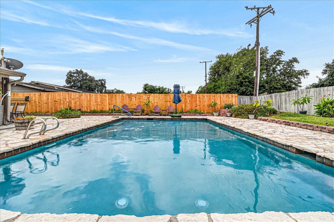 946 Carmel Parkway Corpus Christi TX 78411