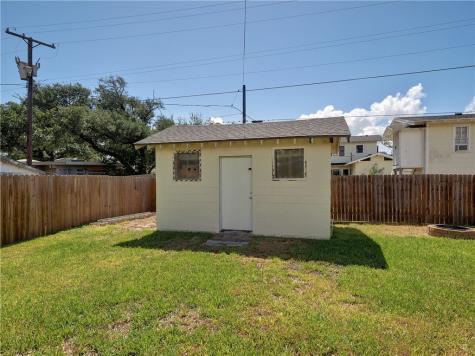 442 W Yoakum Avenue Aransas Pass TX 78336