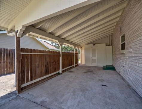 442 W Yoakum Avenue Aransas Pass TX 78336