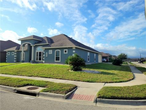 7505 S Lake Drive Corpus Christi TX 78414