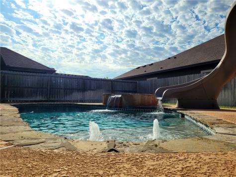 7505 S Lake Drive Corpus Christi TX 78414