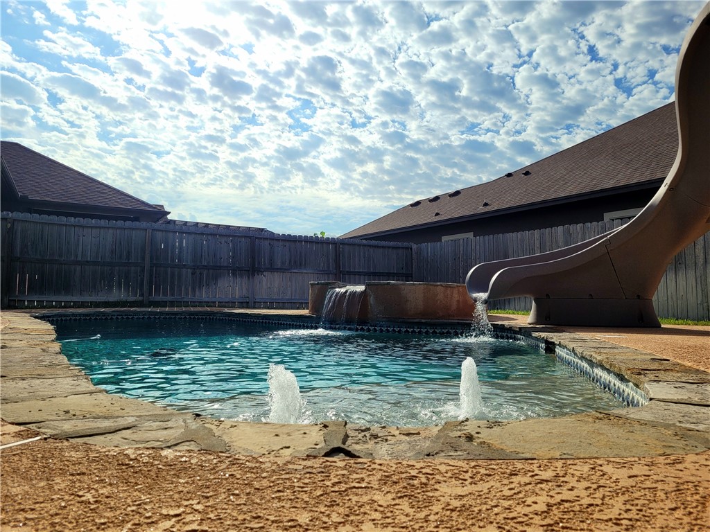 7505 S Lake Drive Corpus Christi TX 78414