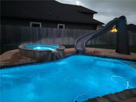 7505 S Lake Drive Corpus Christi TX 78414