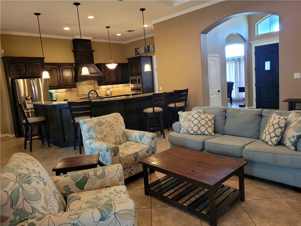 7505 S Lake Drive Corpus Christi TX 78414