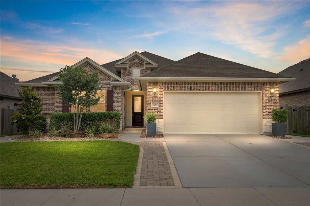 2538 Las Estrellas Street Corpus Christi TX 78414