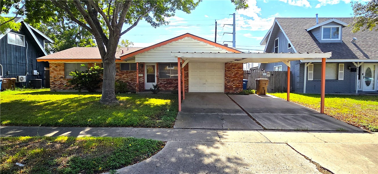 5813 Woodhaven Drive Corpus Christi TX 78412