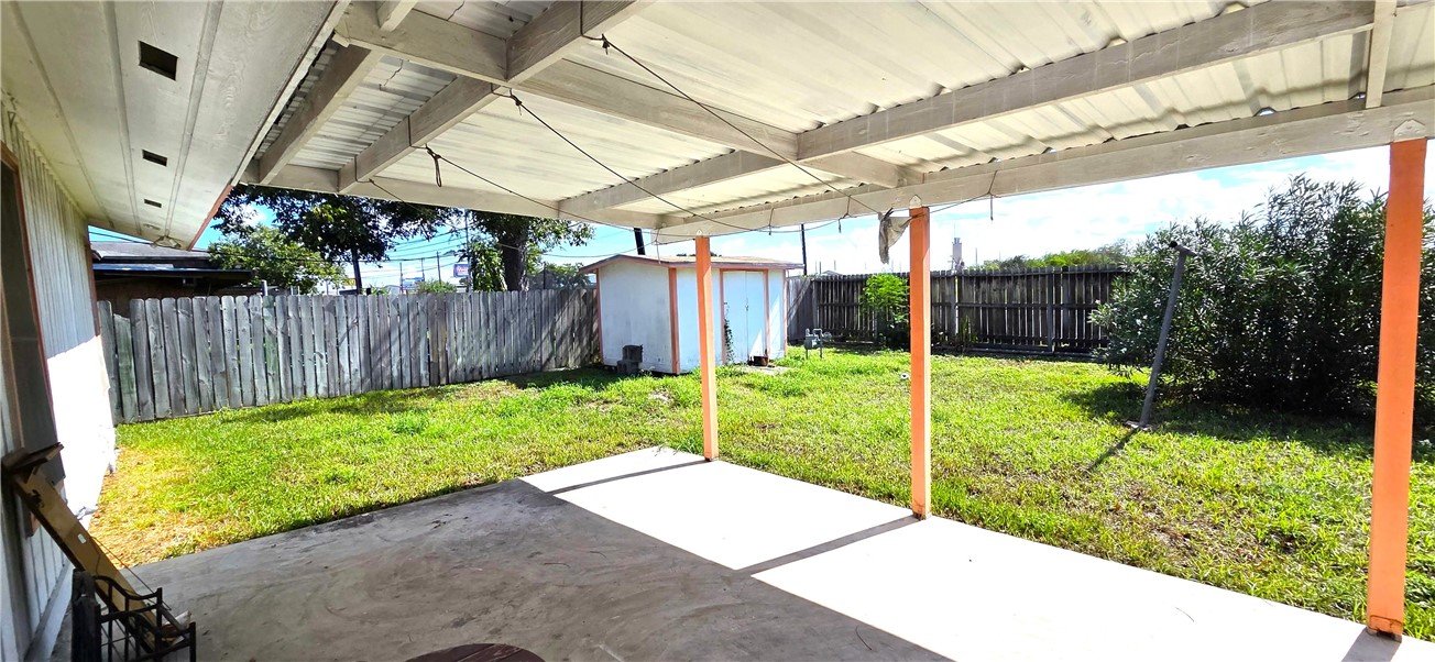 5813 Woodhaven Drive Corpus Christi TX 78412