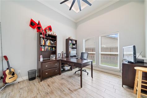 4041 Ranch Lake Drive Corpus Christi TX 78413