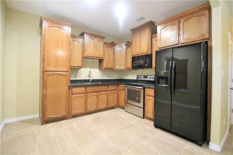 724 W Kleberg Avenue Kingsville TX 78363