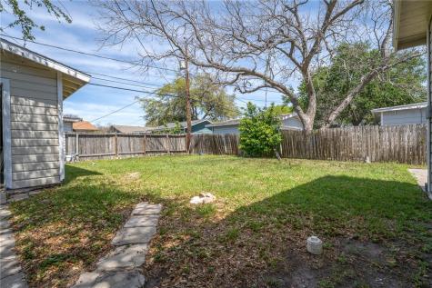 910 Wilshire Place Corpus Christi TX 78411