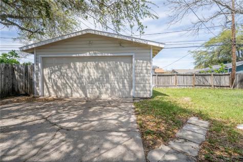 910 Wilshire Place Corpus Christi TX 78411