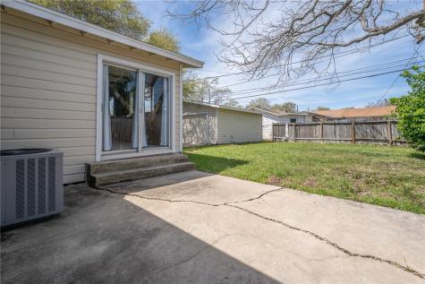 910 Wilshire Place Corpus Christi TX 78411