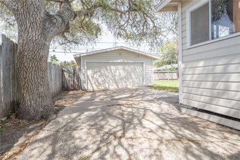 910 Wilshire Place Corpus Christi TX 78411