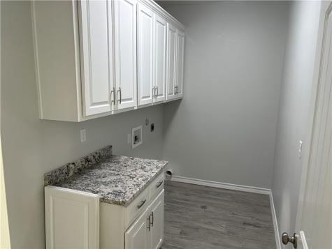 2534 Hewlett Ingleside TX 78362