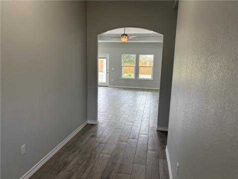 2534 Hewlett Ingleside TX 78362
