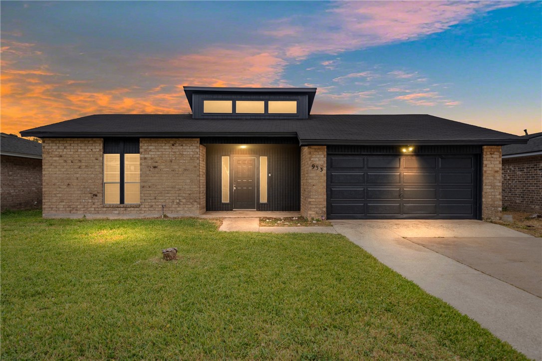 933 Oriole Street Corpus Christi TX 78418