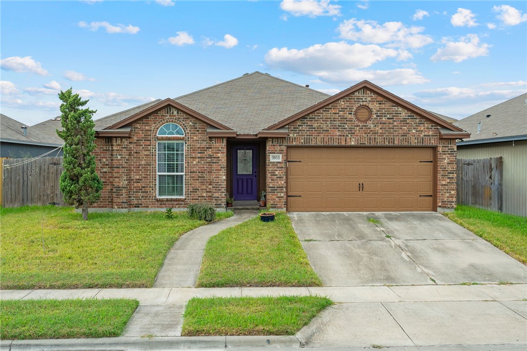3933 Los Arroyos Drive Corpus Christi TX 78414