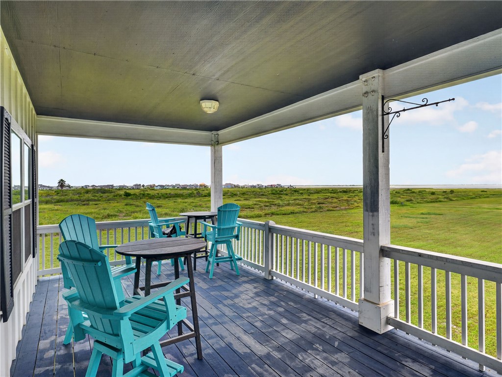 1504 Cape Velero Drive Rockport TX 78382