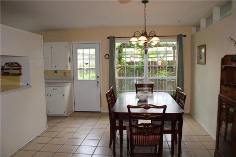 717 Santa Barbara Drive Kingsville TX 78363