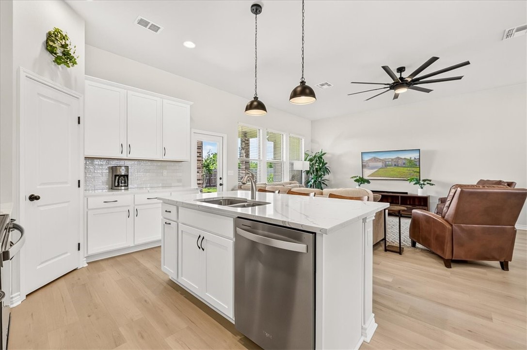 7910 Krypton Drive Corpus Christi TX 78414