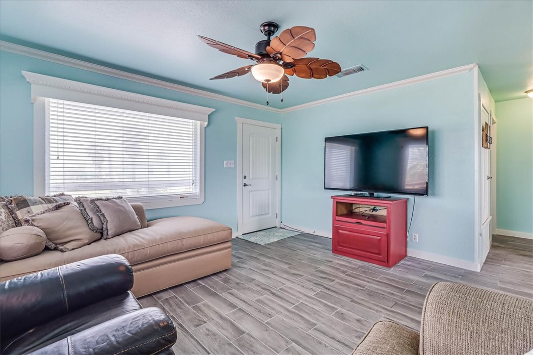 132 S Gulf Street Port Aransas TX 78373