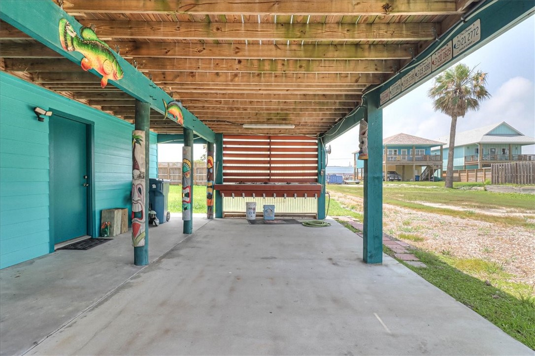 132 S Gulf Street Port Aransas TX 78373
