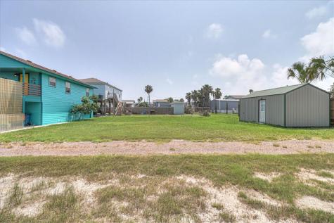 132 S Gulf Street Port Aransas TX 78373