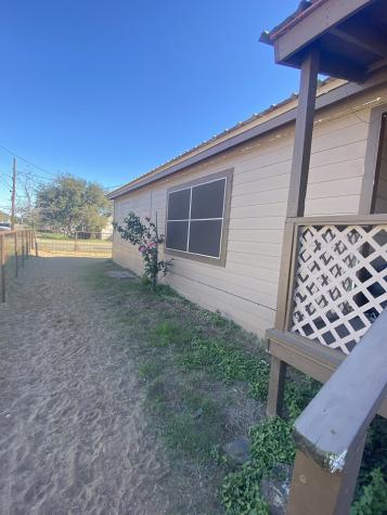701 W Lucille Street Hebbronville TX 78361