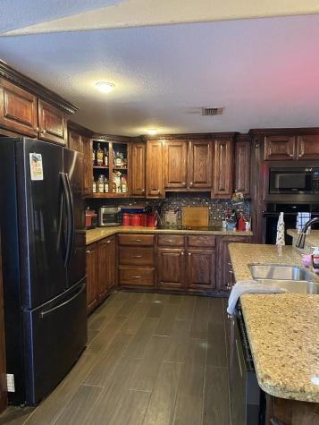 701 W Lucille Street Hebbronville TX 78361