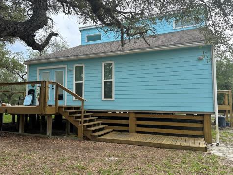 24 Twelfth St. (Lamar) Rockport TX 78382
