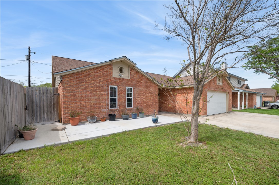 2717 Summer Ridge Drive Corpus Christi TX 78414