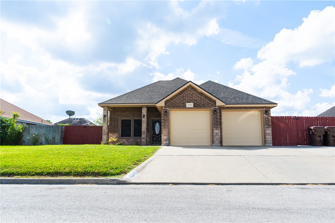 1703 Margaret Lane Kingsville TX 78363