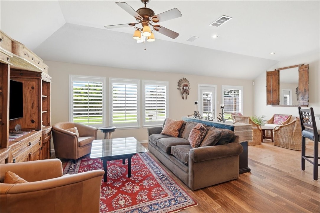 5329 High Bank Drive Corpus Christi TX 78413