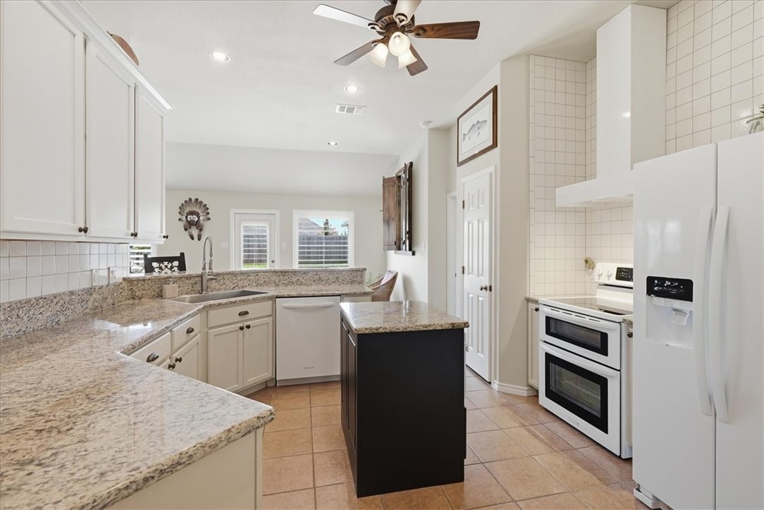 5329 High Bank Drive Corpus Christi TX 78413