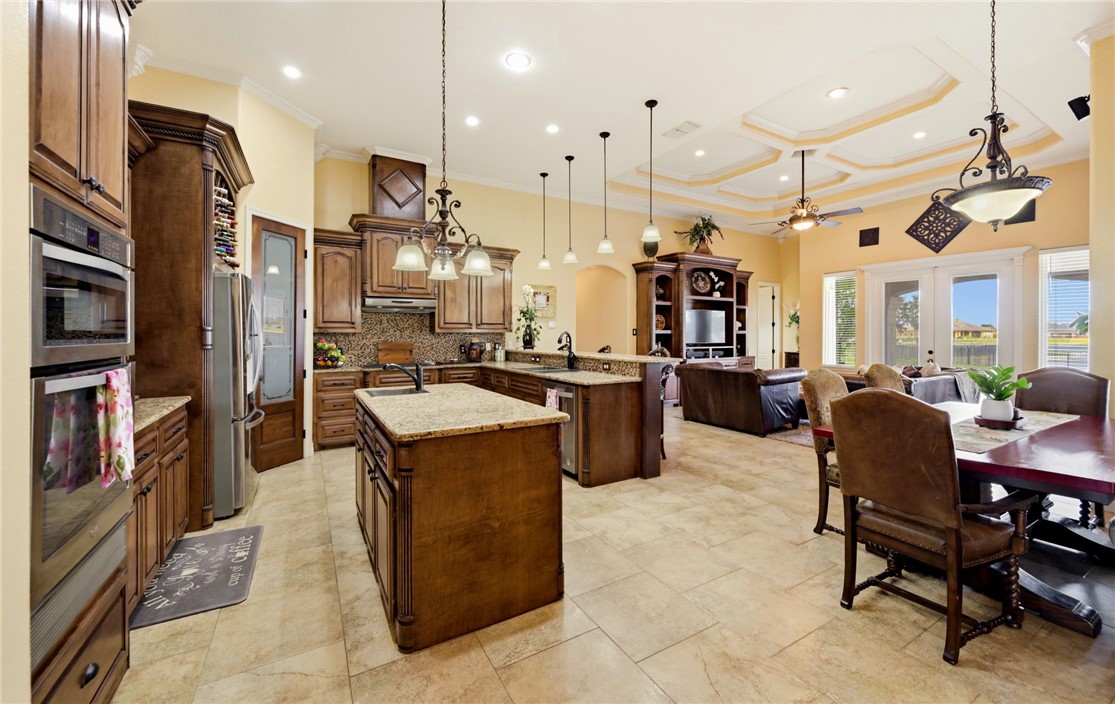 8401 Lago Vista Drive Corpus Christi TX 78414