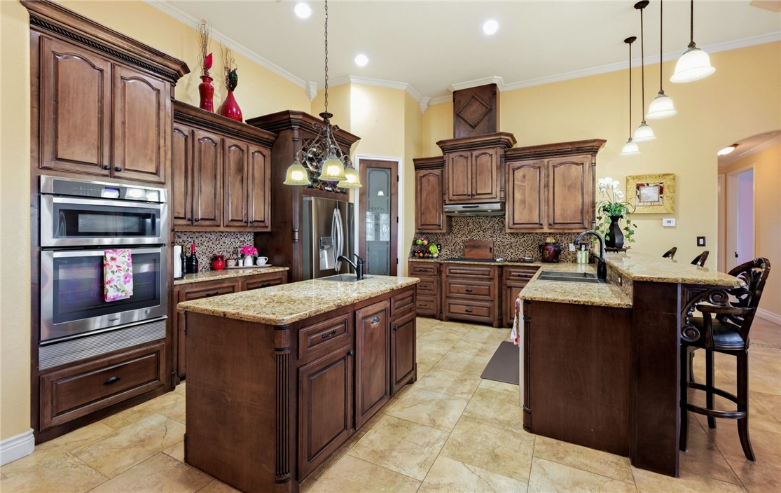 8401 Lago Vista Drive Corpus Christi TX 78414
