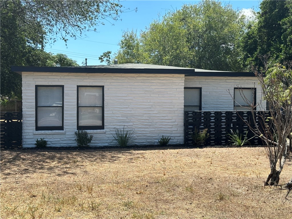 834 Cenizo Avenue Corpus Christi TX 78408