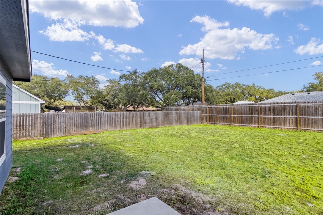 930 Redwood Avenue Rockport TX 78382