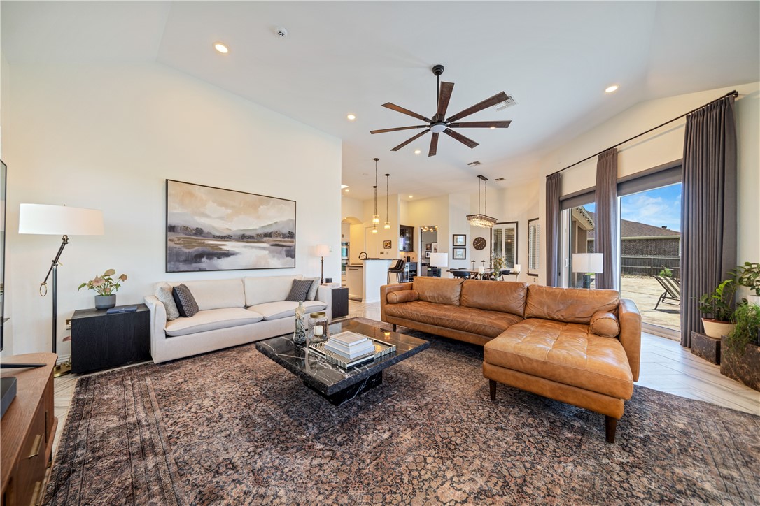 6305 Legacy Corpus Christi TX 78414