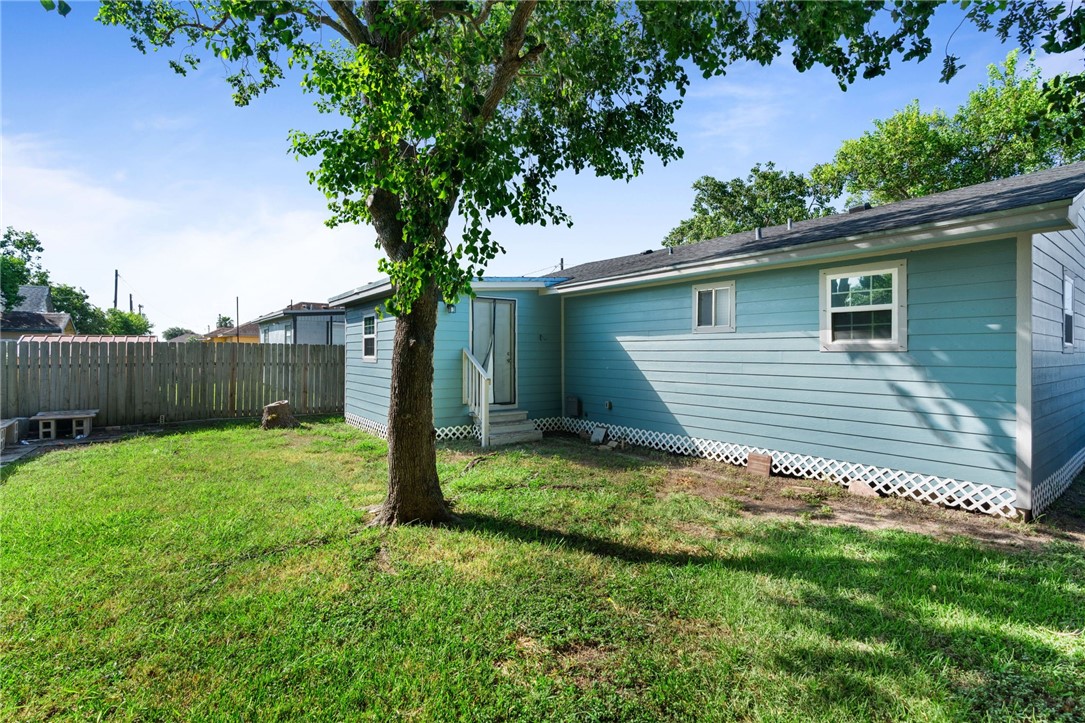 6526 Birmingham Street Corpus Christi TX 78414