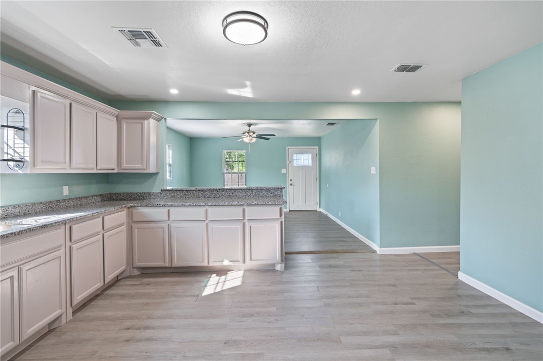 6526 Birmingham Street Corpus Christi TX 78414
