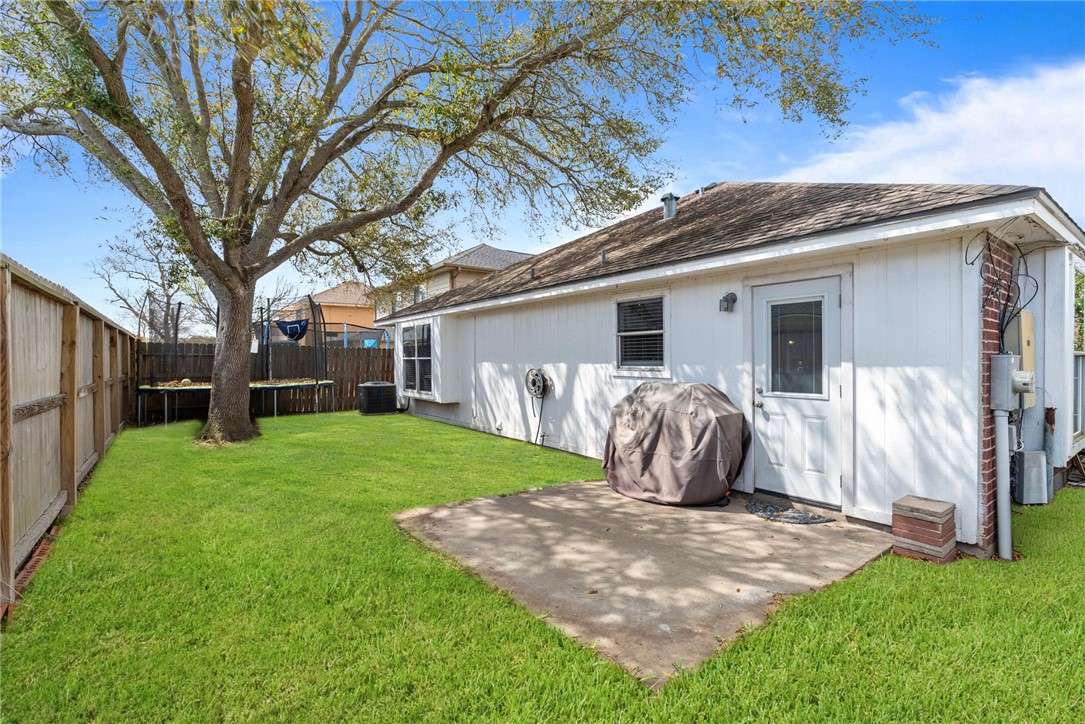 7906 Wolf Drive Corpus Christi TX 78414
