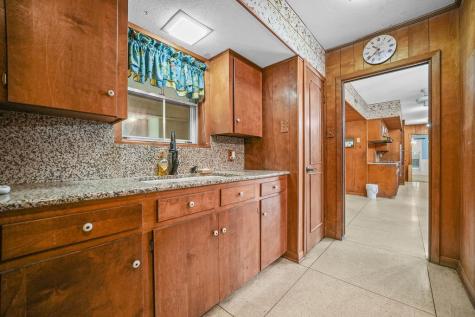 638 Retama Avenue Taft TX 78390