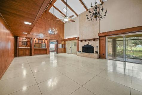 638 Retama Avenue Taft TX 78390