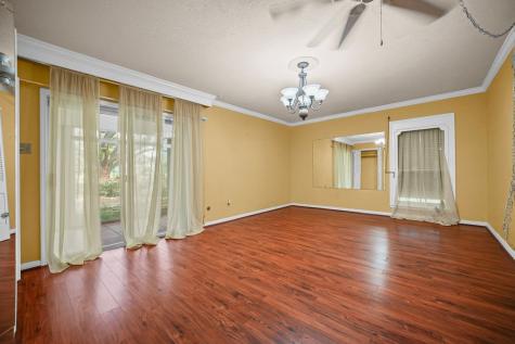 638 Retama Avenue Taft TX 78390
