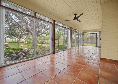638 Retama Avenue Taft TX 78390