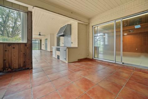 638 Retama Avenue Taft TX 78390